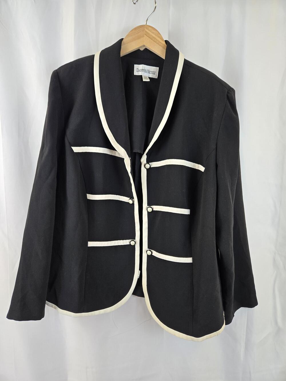 Danny & Nicole Blazer Womens 20W Black White Trim Shawl Collar Jacket Career